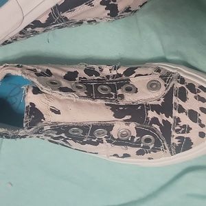Blowfish malibu cow print shoes size 8 womens